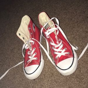 Red Converse!!